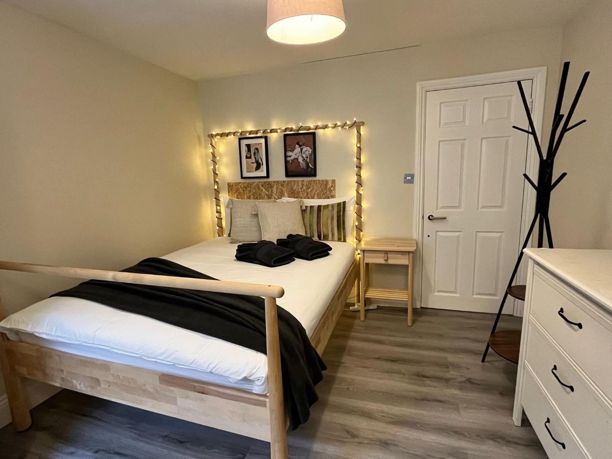 Apartament Spacious 2 Bedroom *